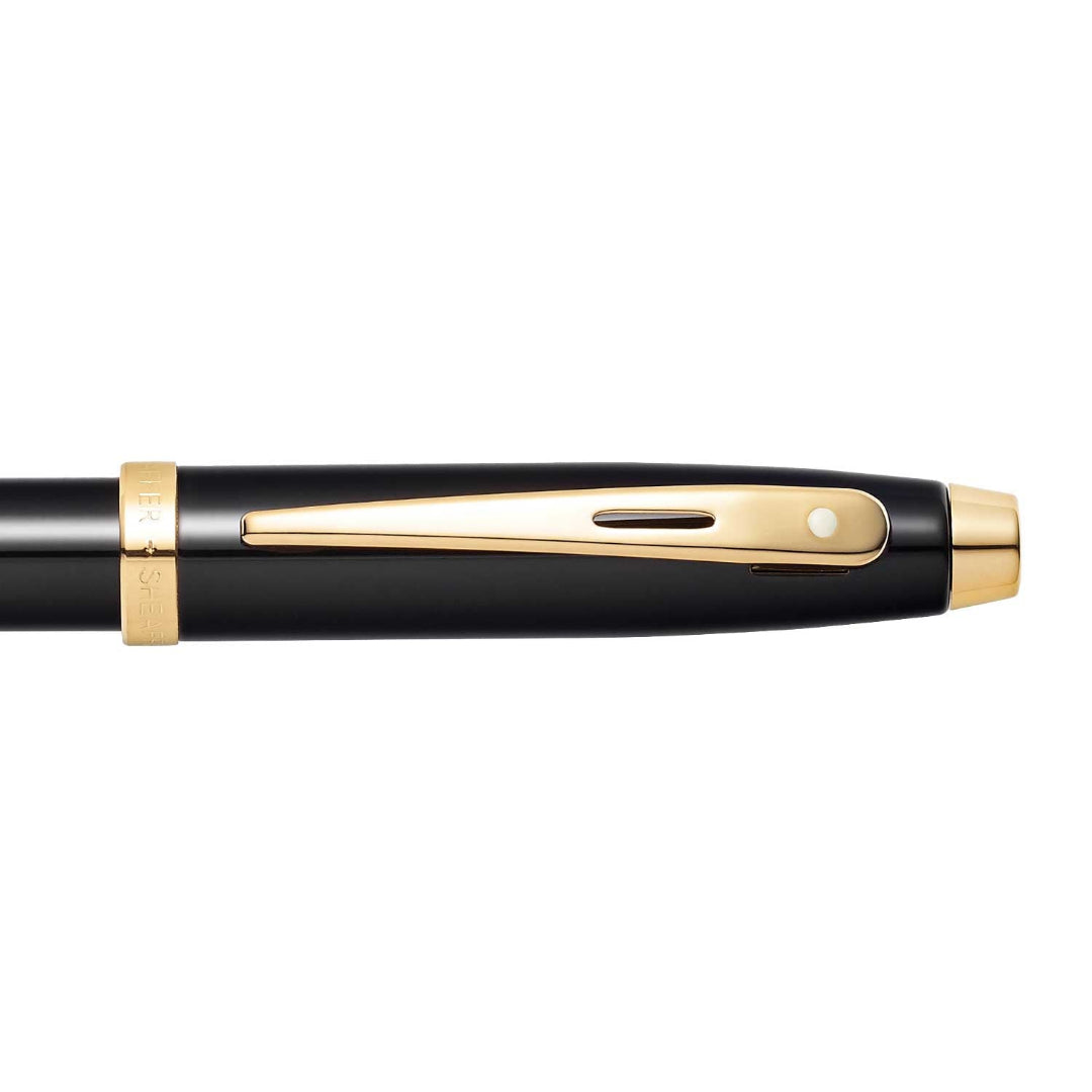Sheaffer 100 Glossy Black Fountain Pen With Gold Trims clip details
