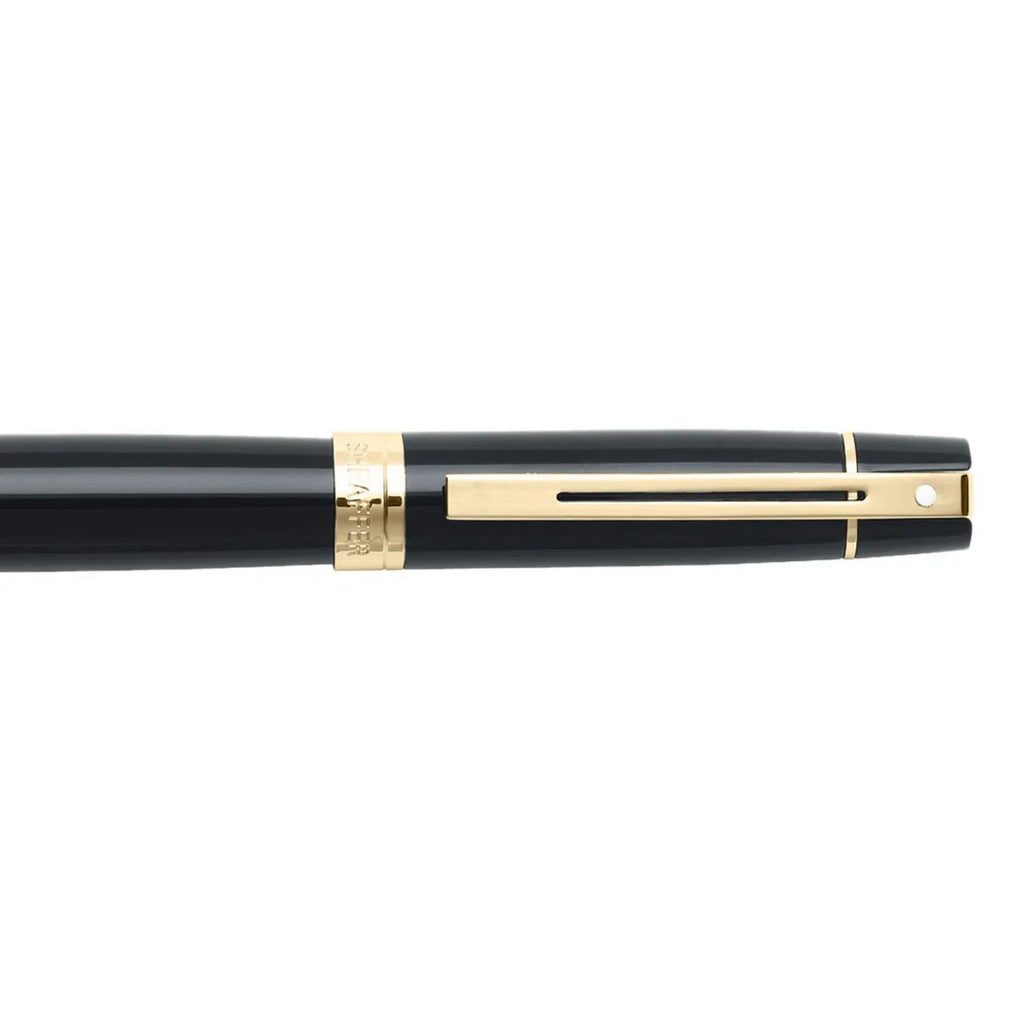 Sheaffer 300 Glossy Black Rollerball Pen With Gold Trims clip details