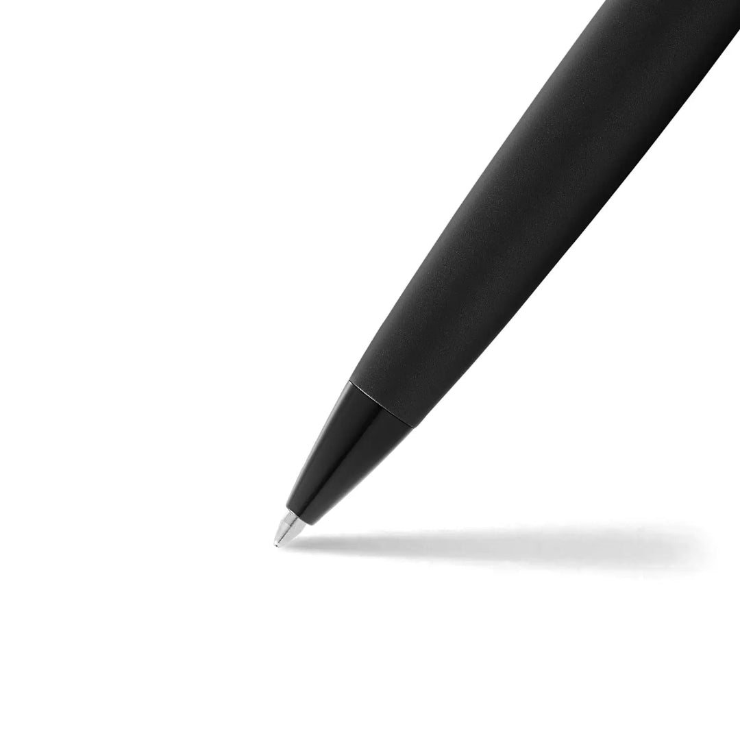 Sheaffer 300 Matte Black Ballpoint Pen With Black Trims barrel and tip section