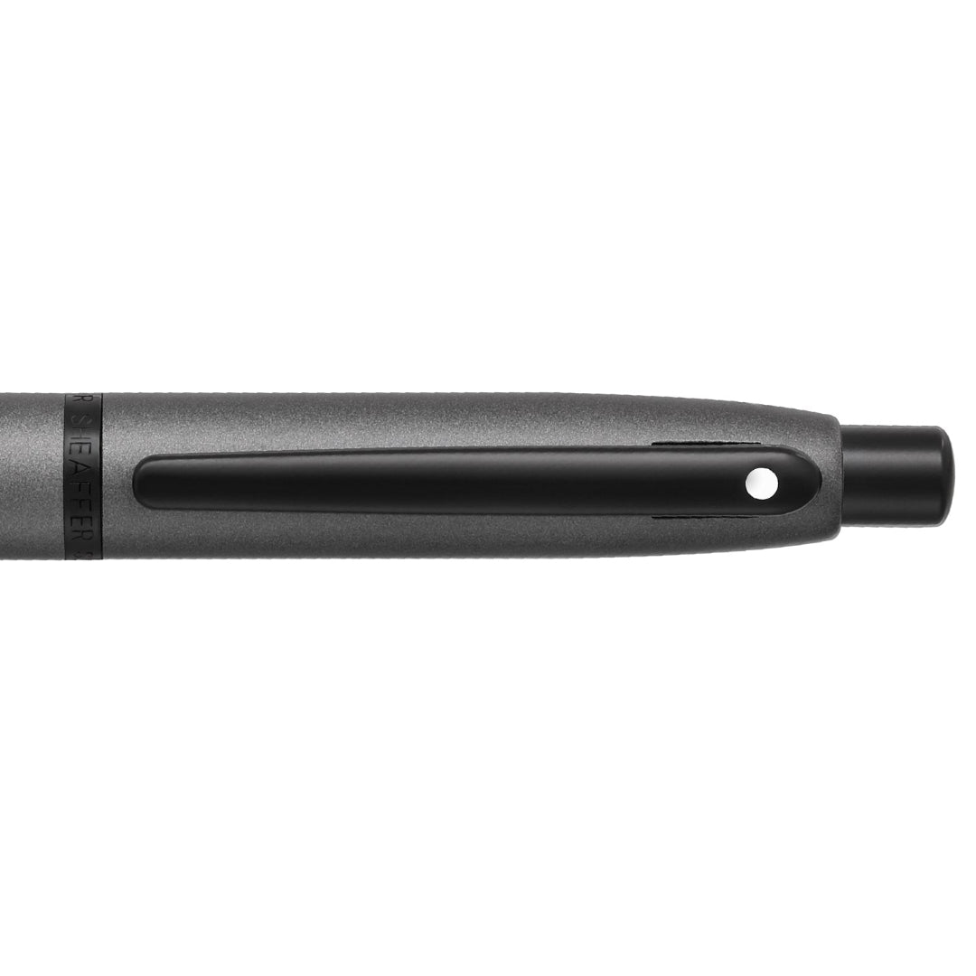 Sheaffer VFM 9424 Matte Gray Ballpoint Pen With Matte Black Trim clip details