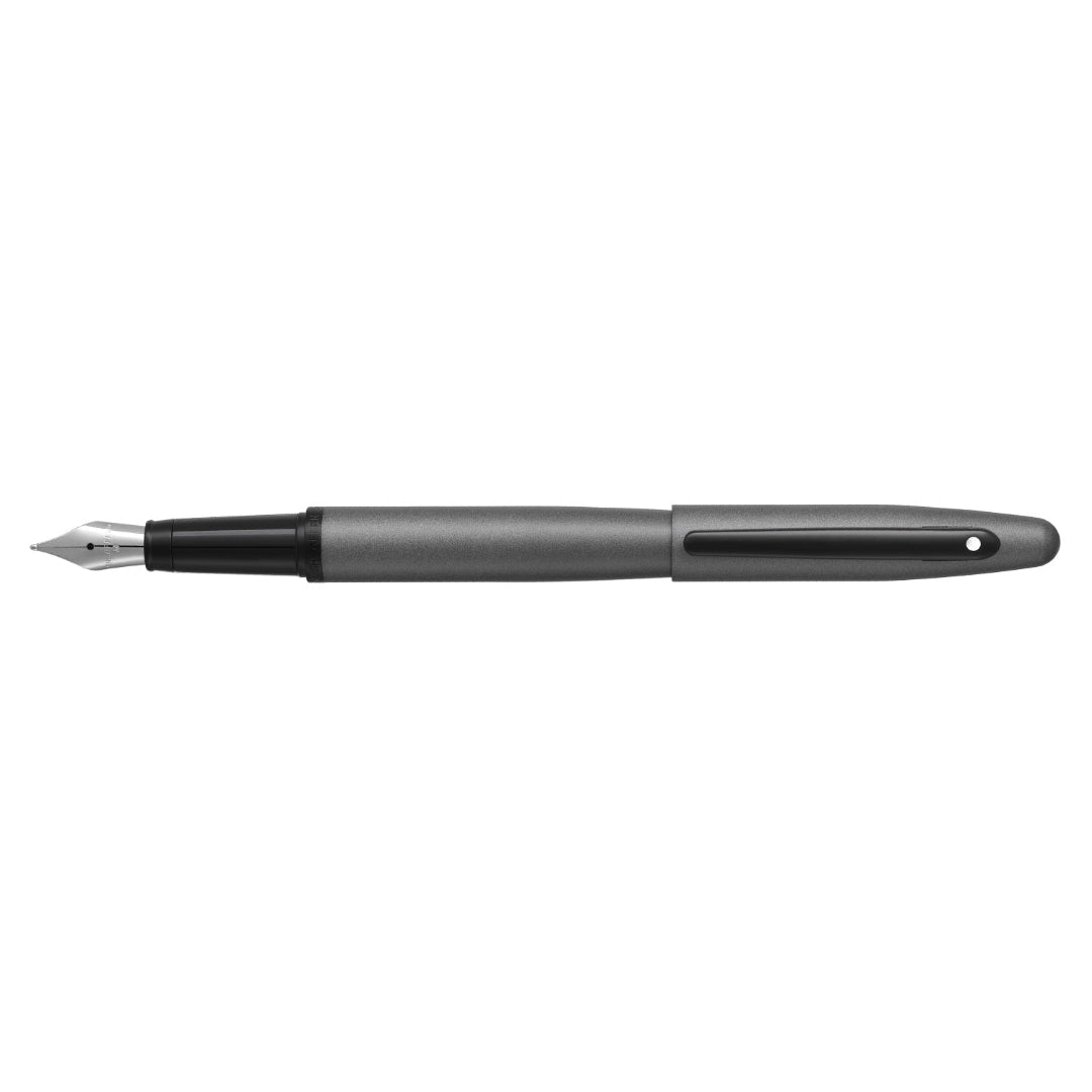 Sheaffer VFM 9424 Matte Gray Fountain Pen With Matte Black Trim full side profile